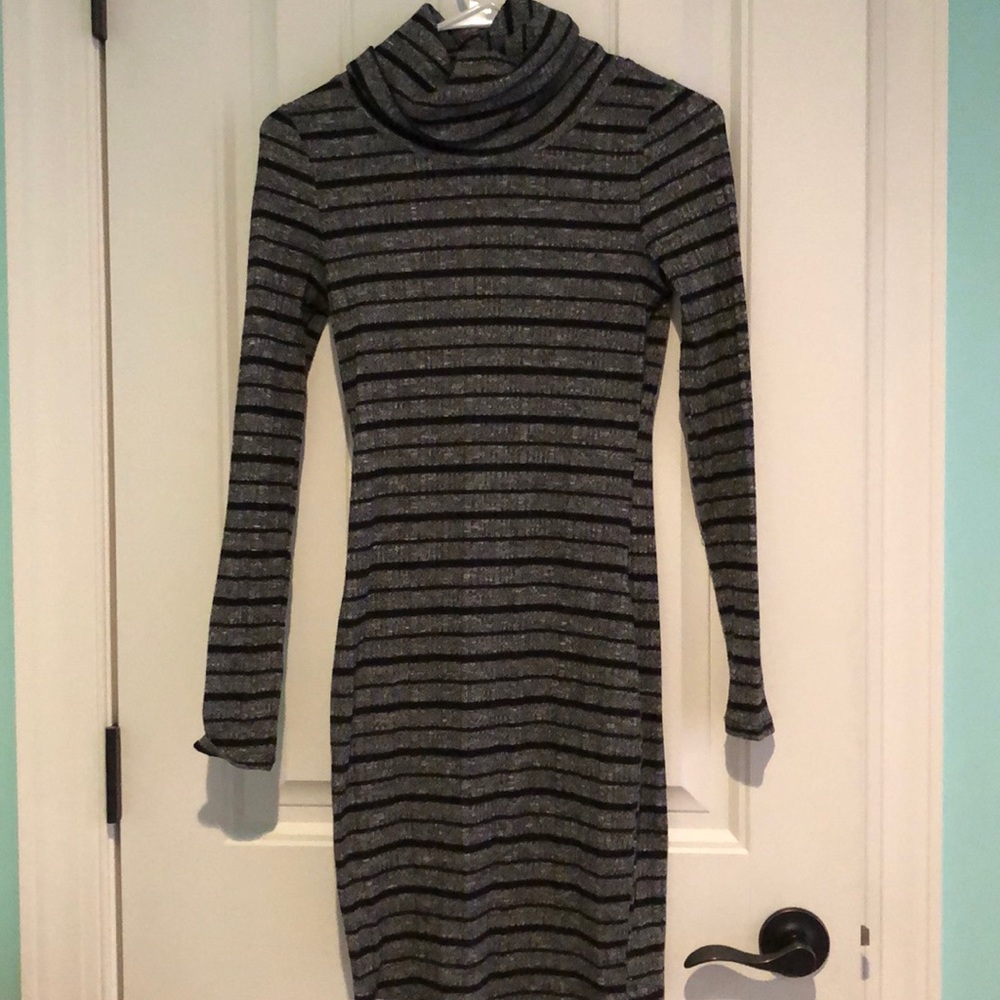 Charlotte Russe dress - Picture 2 of 3